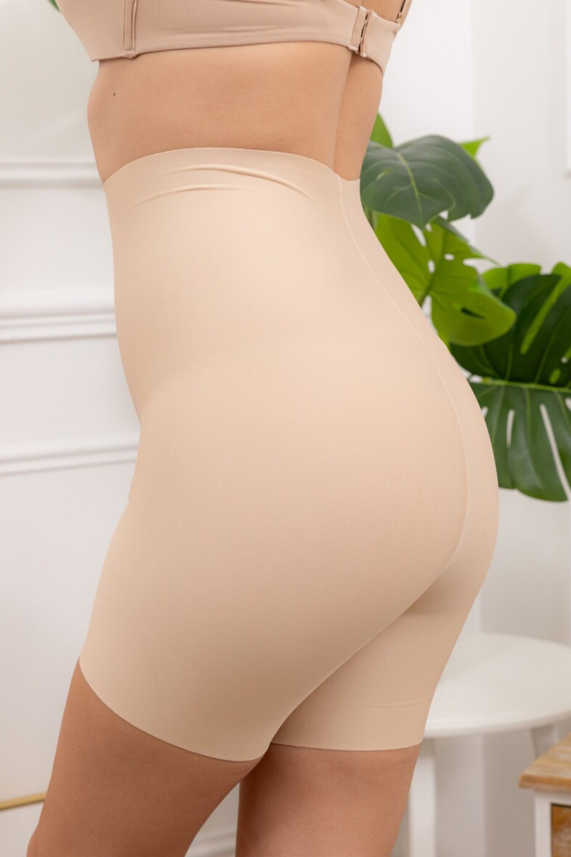 Faja moldeadora con pierna - 2