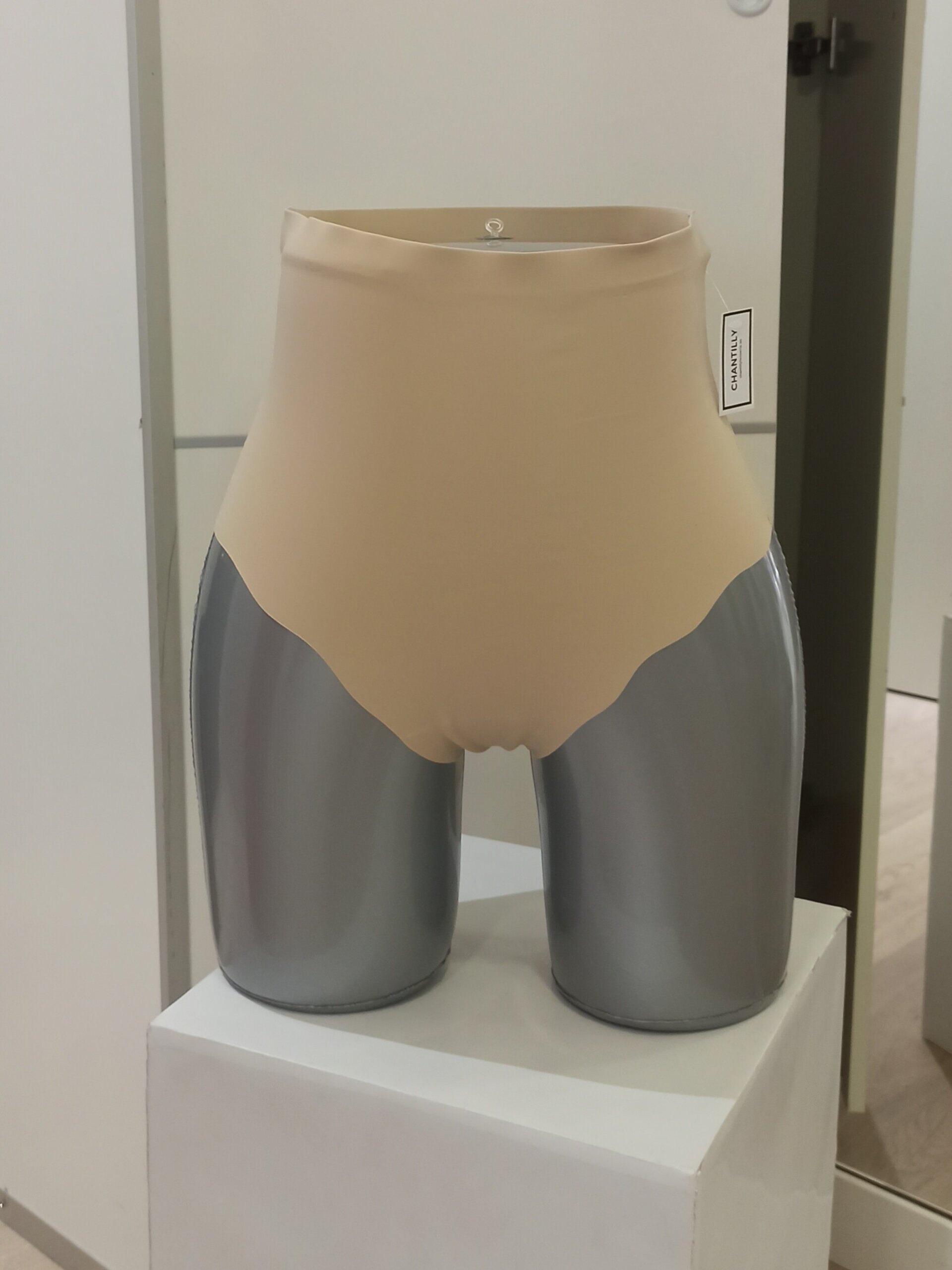 Tanga reafirmante sin costuras - 2